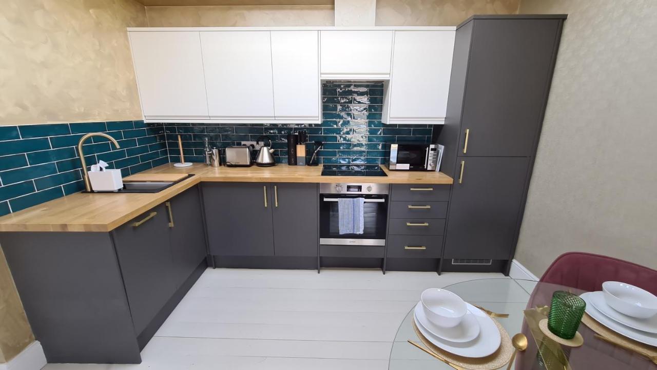 The Loughborough - Elegant, Glamourous Boutique 1 Bed, Central Truro Exterior foto