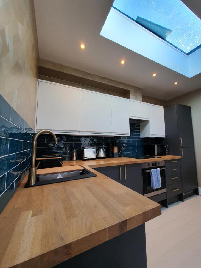 The Loughborough - Elegant, Glamourous Boutique 1 Bed, Central Truro Exterior foto