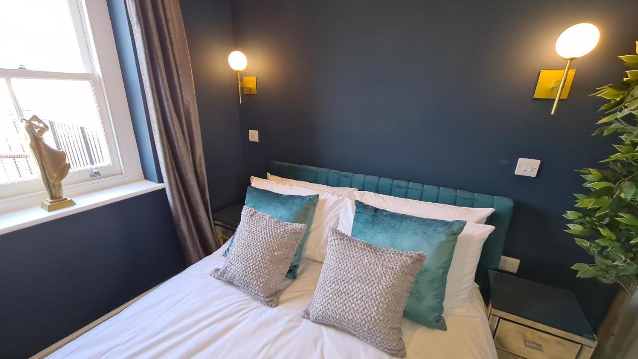 The Loughborough - Elegant, Glamourous Boutique 1 Bed, Central Truro Exterior foto